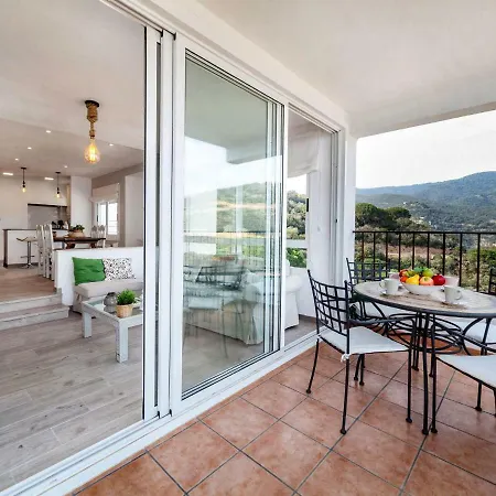 Διαμέρισμα Sky Bleu Salions By Interhome *
